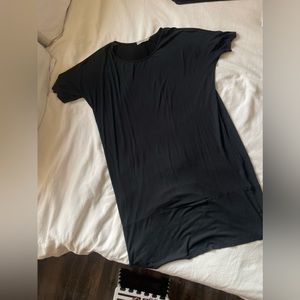 Black t shirt dress